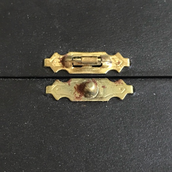 Juicy Couture Floral Cluster Pendant Necklace - Picture 7 of 8